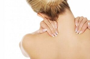 Signos y síntomas de una osteocondrosis de cuello