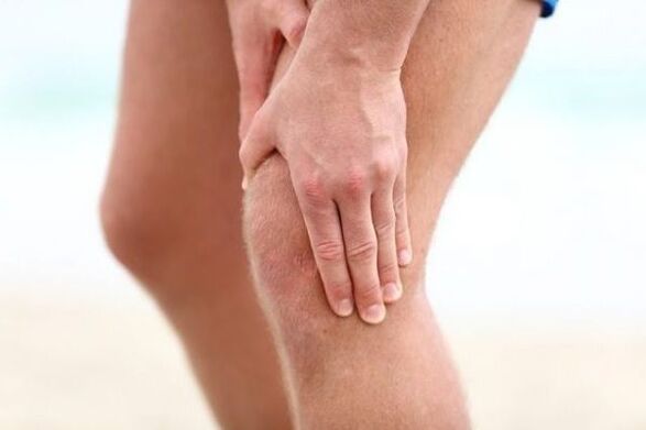 El dolor en la articulación de la rodilla con osteoartritis