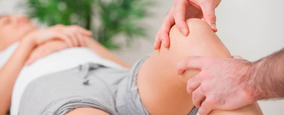 Masaje de rodilla para el dolor.